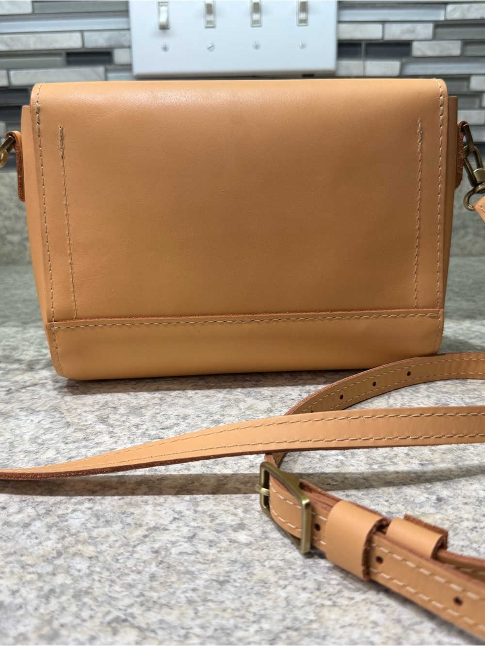 Portland Leather Mamet medium Metro Classic Tan Leather Crossbody Bag